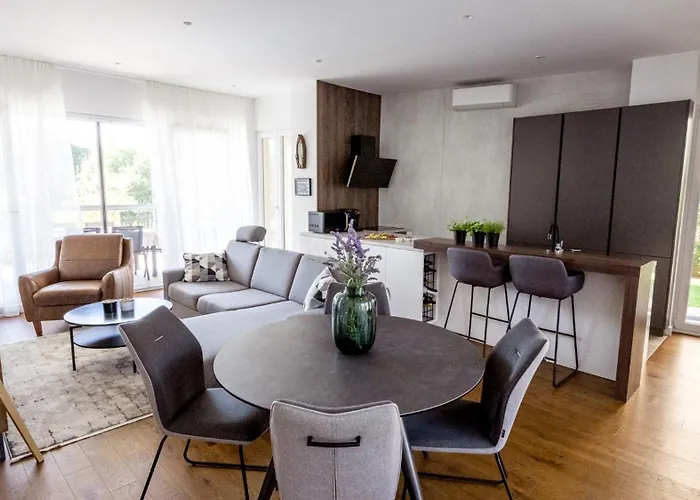 公寓 Celtis 扎达尔